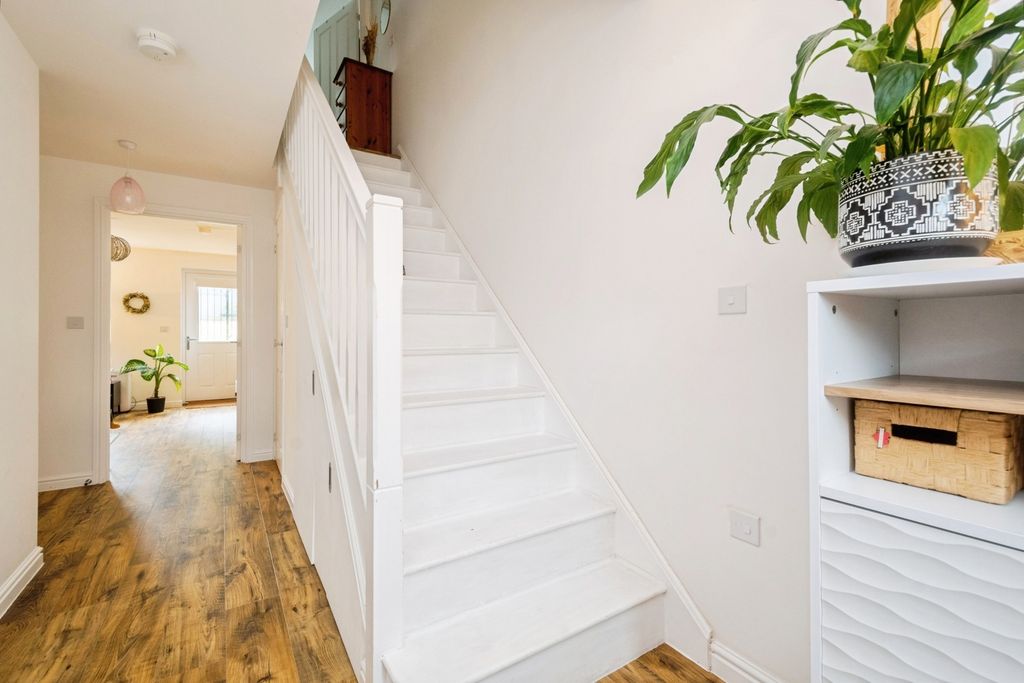 Property photo 3 of 15 Pbox-Img.Jpg