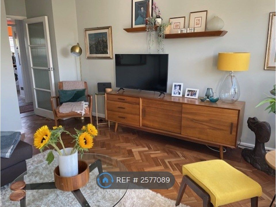 Property photo 2 of 10 Living Room