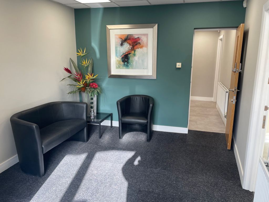 Property photo 3 of 4