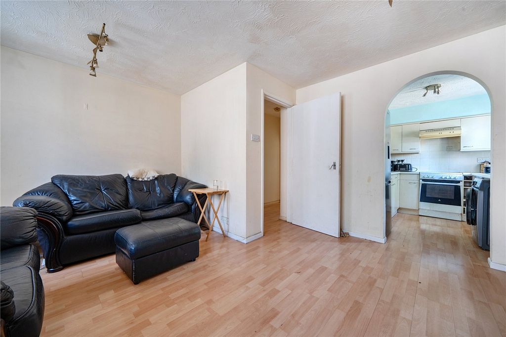 Property photo 1 of 14 Picture No. 08