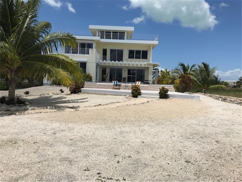 Property photo 2 of 36