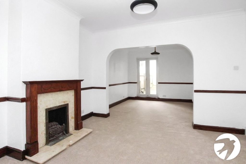 Property photo 3 of 12 Picture No. 22