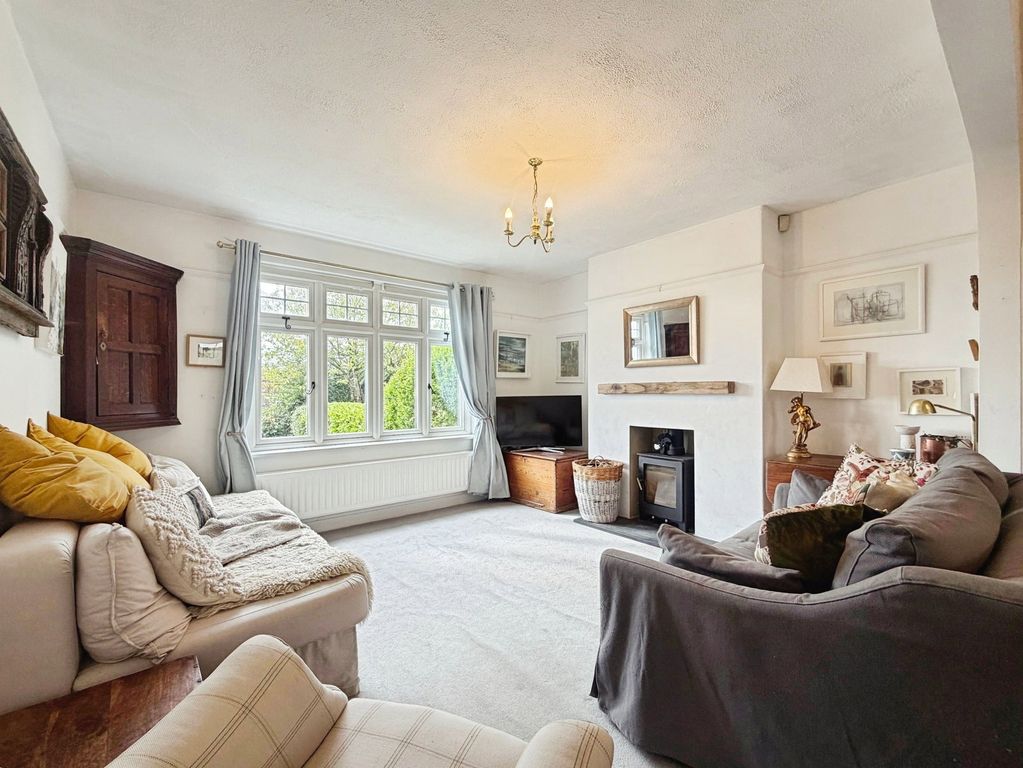Property photo 2 of 23