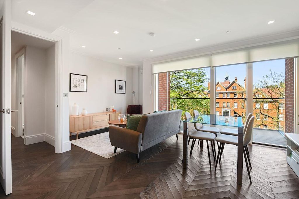 Property photo 3 of 17 Reception Room