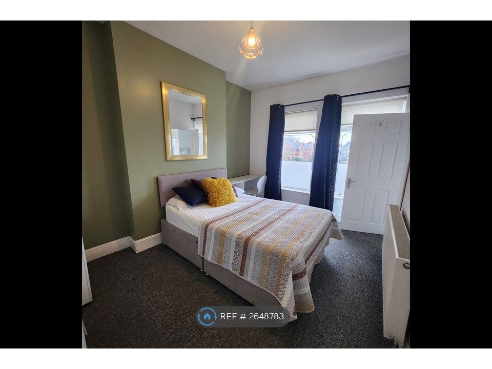 Property photo 1 of 7 Available Room