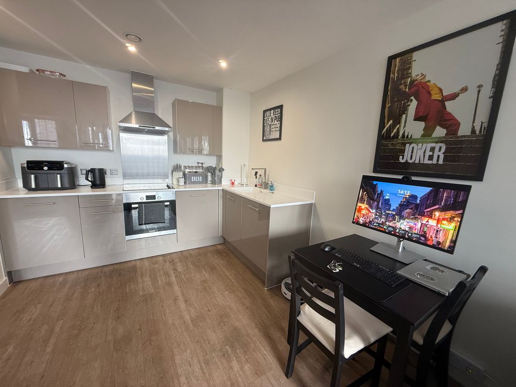 Property photo 1 of 10 Img_9886