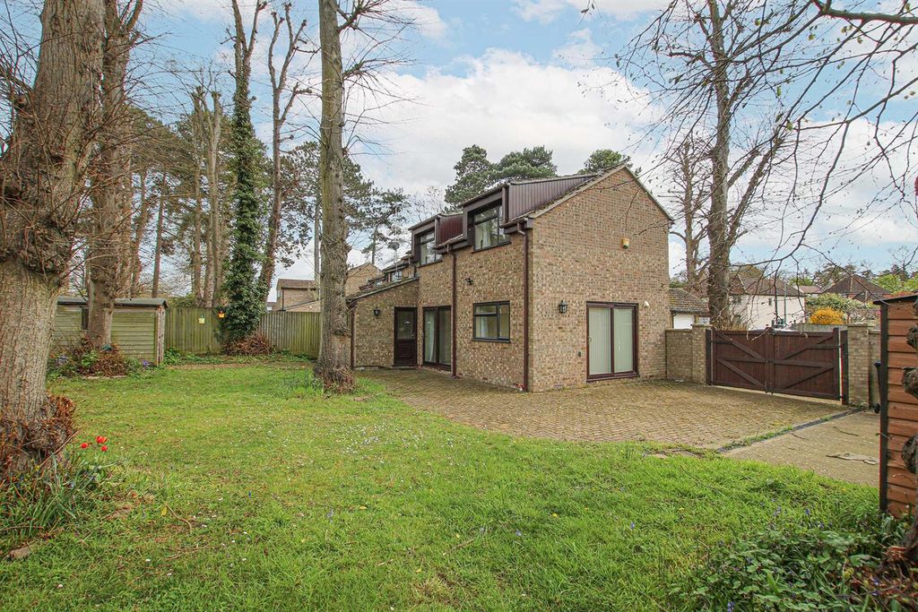 Property photo 3 of 18 Img_4704 Back.Jpg