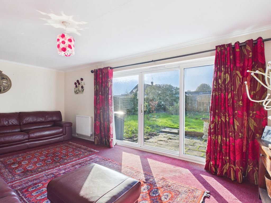 Property photo 3 of 11