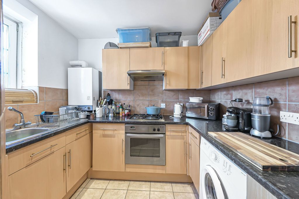 Property photo 2 of 13