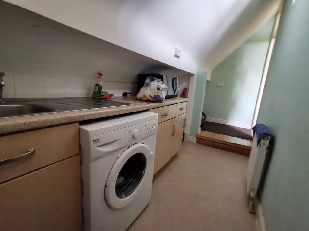 Property photo 2 of 3