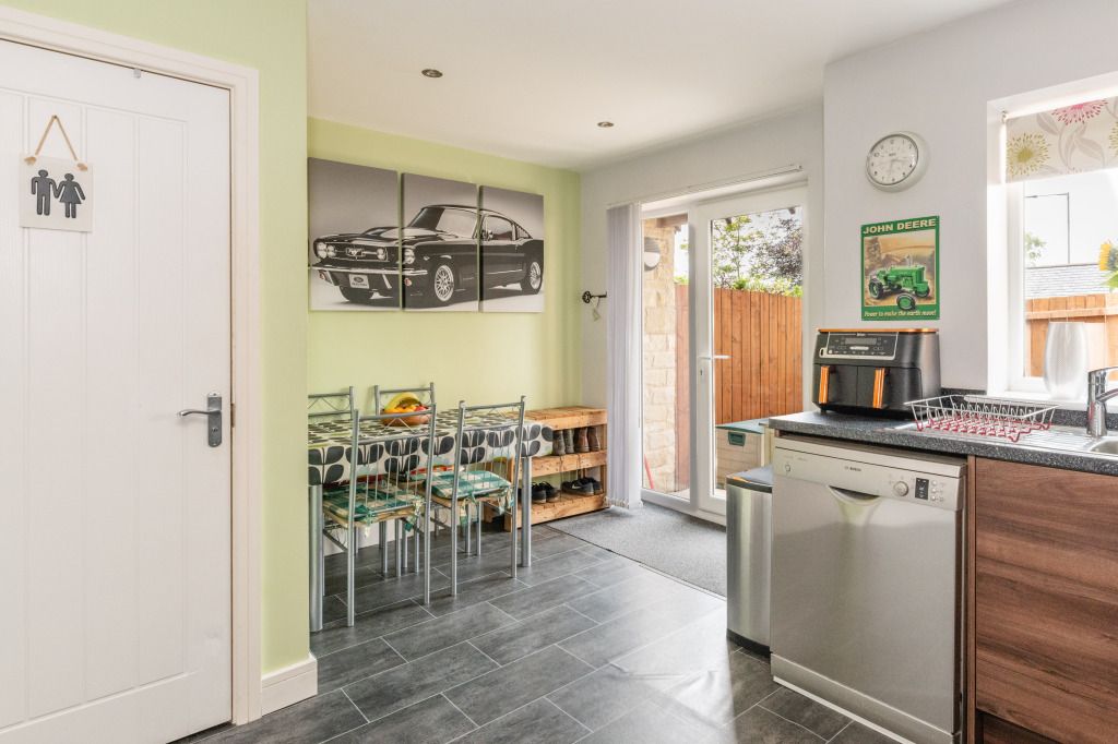 Property photo 3 of 13 Kitchen/Diner