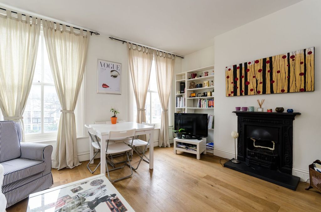 Property photo 2 of 13