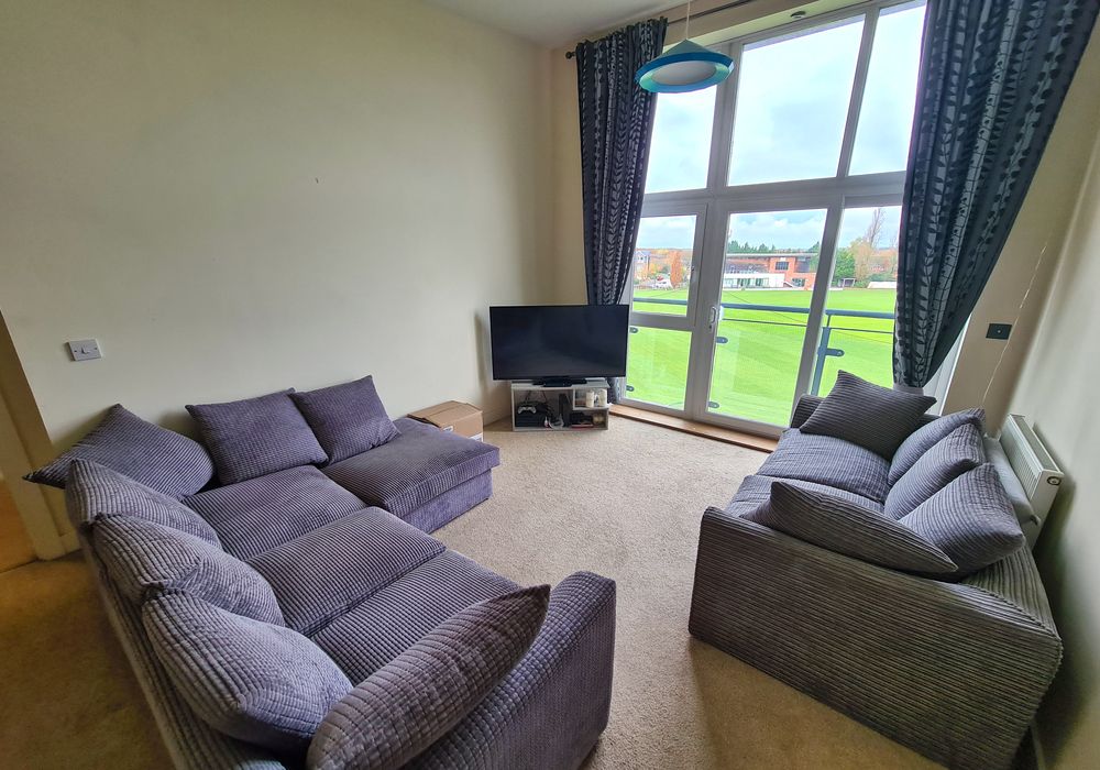 Property photo 3 of 11