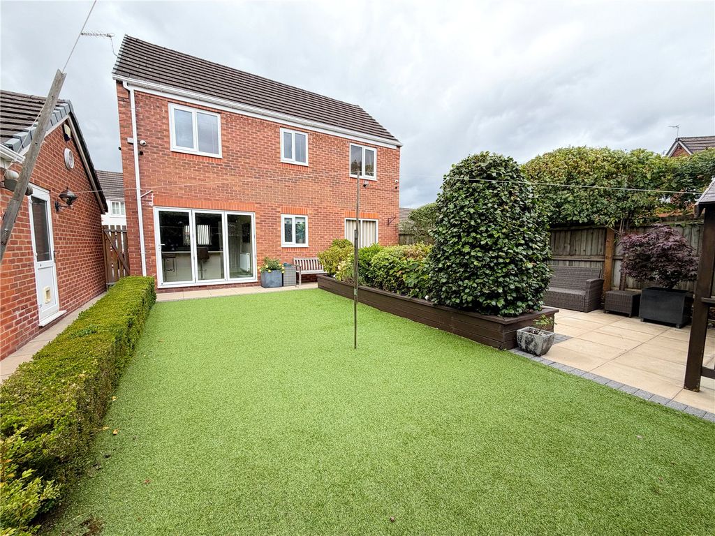 Property photo 3 of 27 Picture No. 05