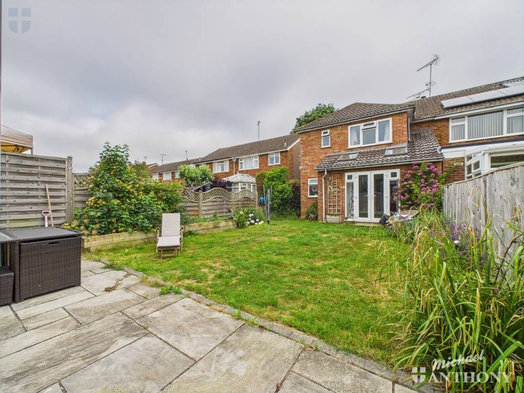 Property photo 3 of 28 Cam03218G0-Pr0682-Still007-Thumbnail-H750-70