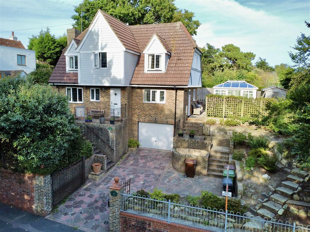 Property photo 1 of 34