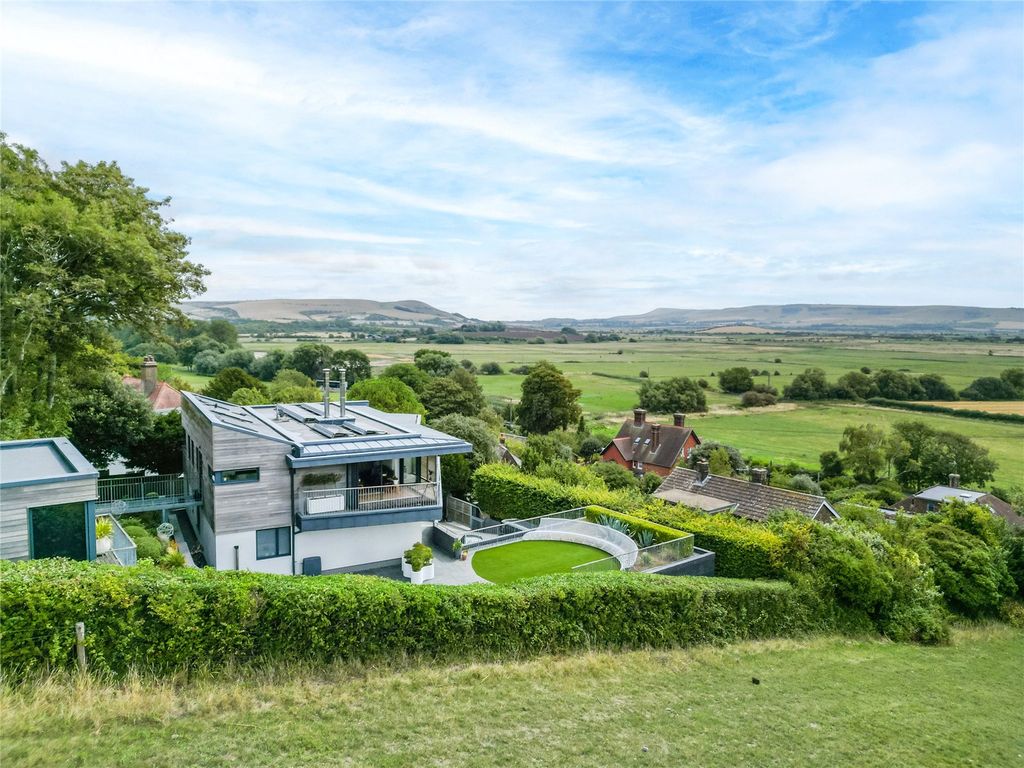 Property photo 1 of 36 Dacres