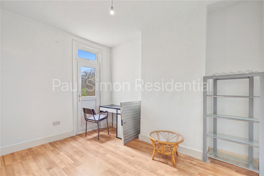 Property photo 3 of 11 Picture No. 02