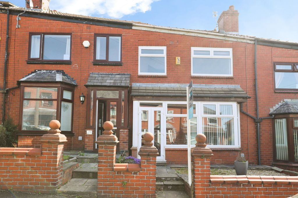 Property photo 1 of 25