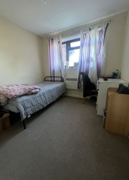 Property photo 1 of 2