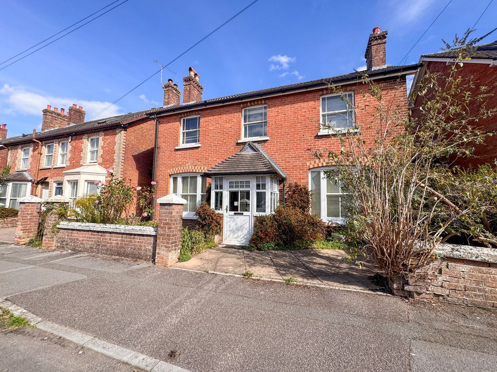 Property photo 1 of 30