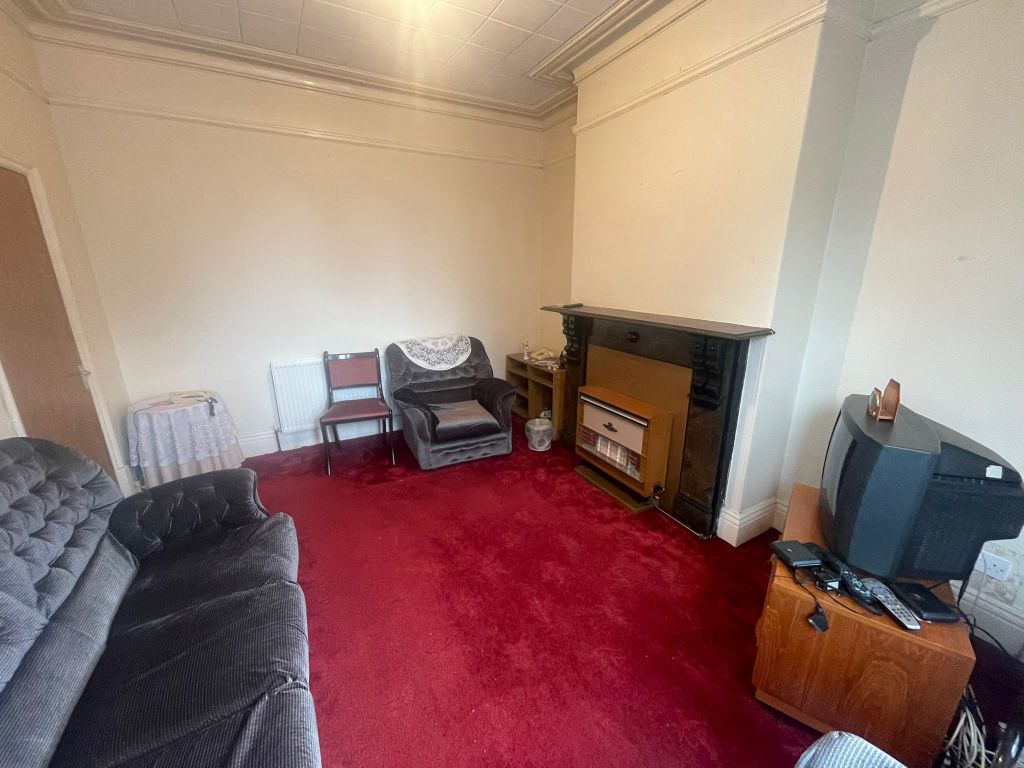 Property photo 2 of 14