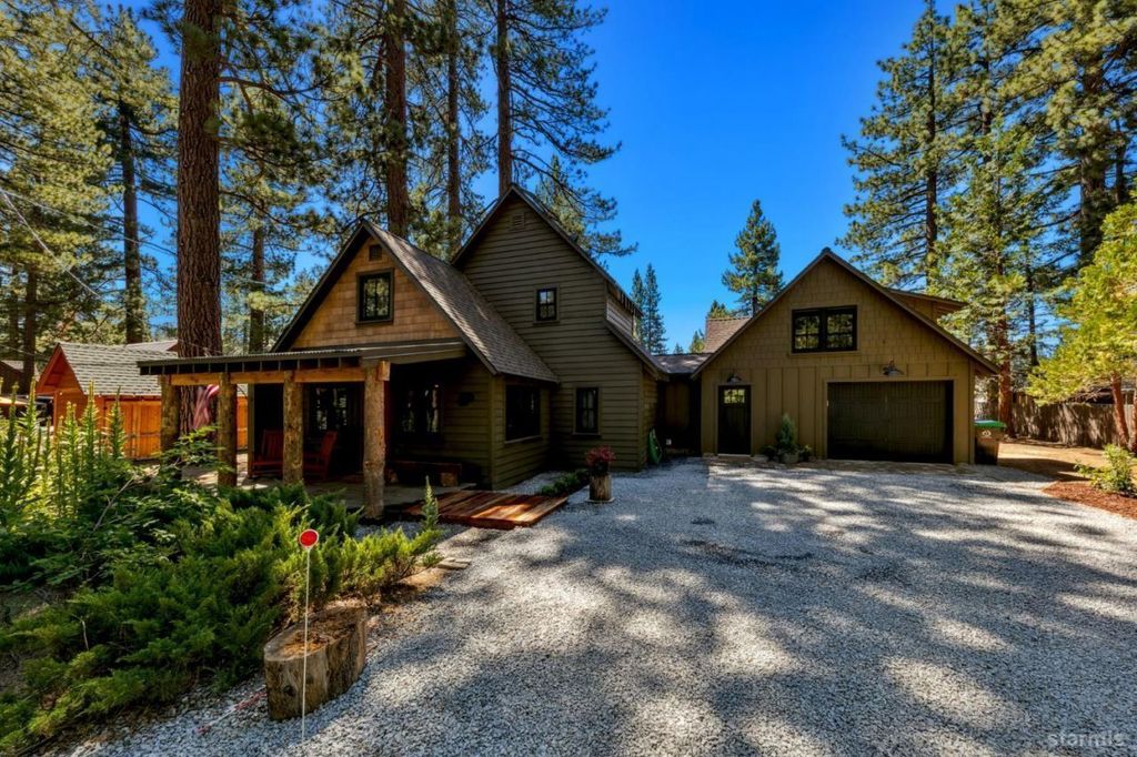 Property photo 1 of 1