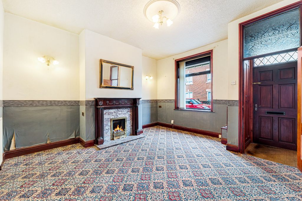 Property photo 2 of 20 4569201