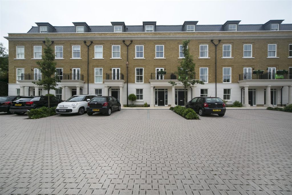 Property photo 2 of 35 Img_0037.Jpg