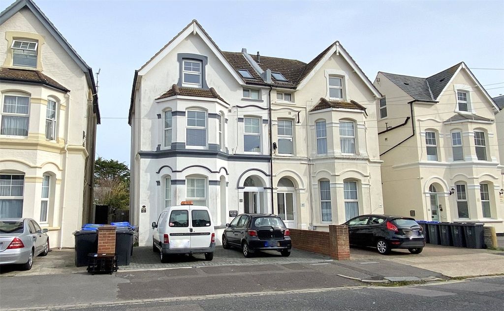 Property photo 1 of 7 Picture No. 11