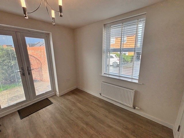 Property photo 3 of 13 Dining Room