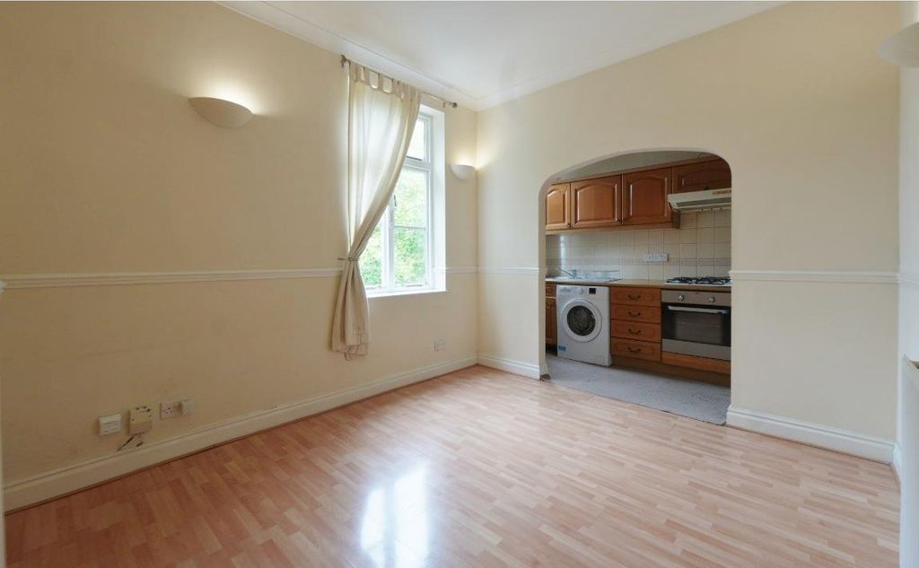Property photo 3 of 7 4 Up .Jpg