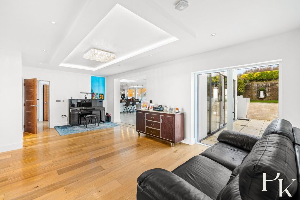 Additional image 16 of 5 bed detached house for saleRoedean Crescent, Brighton BN2