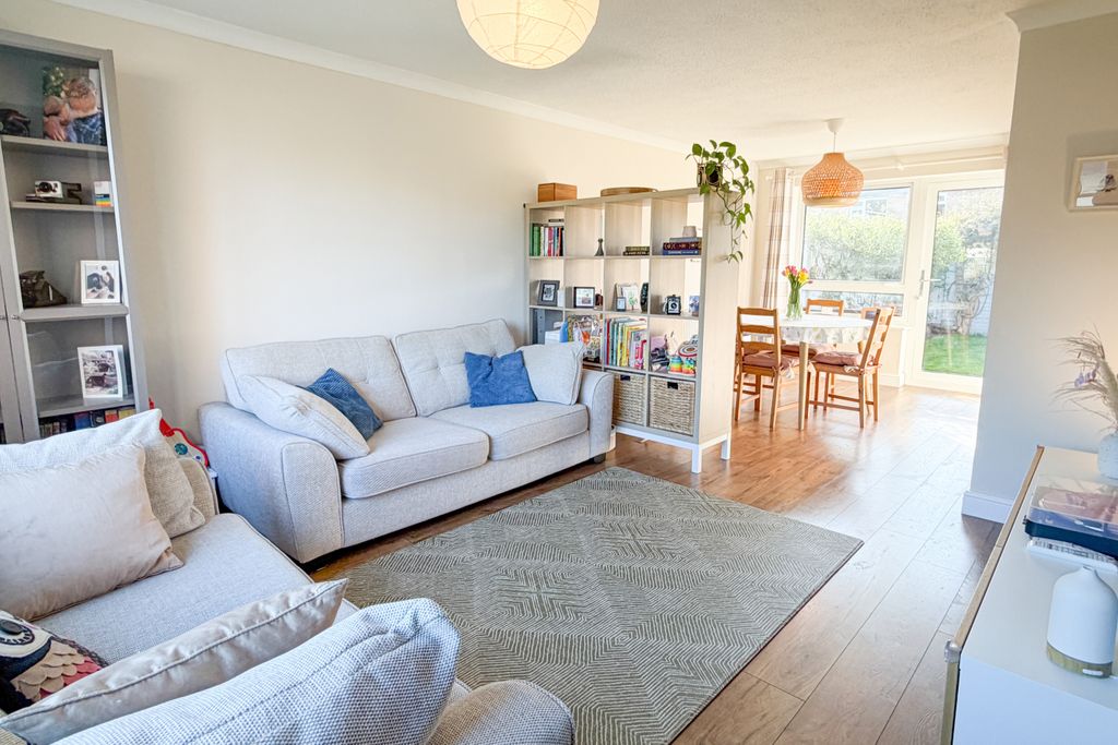 Property photo 3 of 16 3