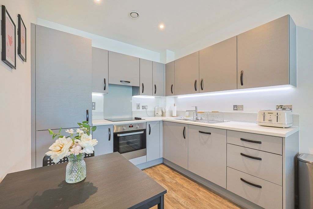 Property photo 3 of 19 Img_3466