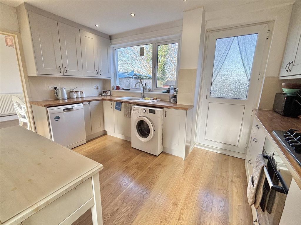 Property photo 3 of 18 Img_9662.Jpg