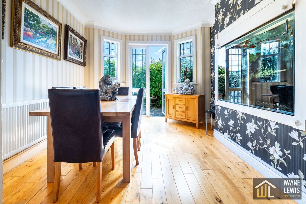 Property photo 2 of 57