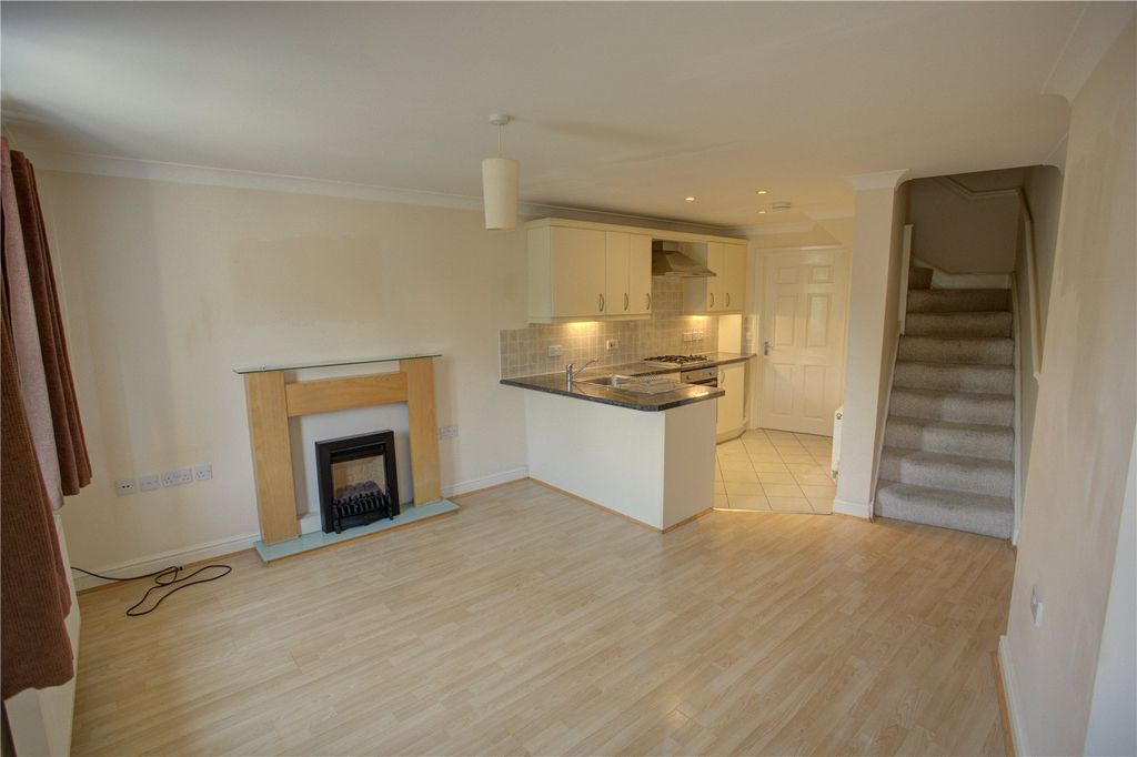 Property photo 3 of 10 Picture No. 24