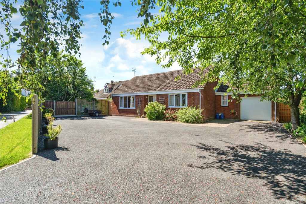 Property photo 2 of 16 Picture No. 12