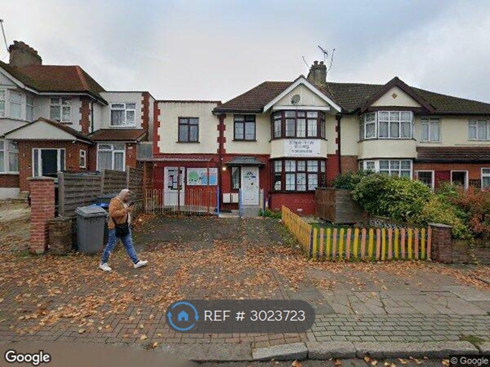 Property photo 1 of 1 3 Bed Flat