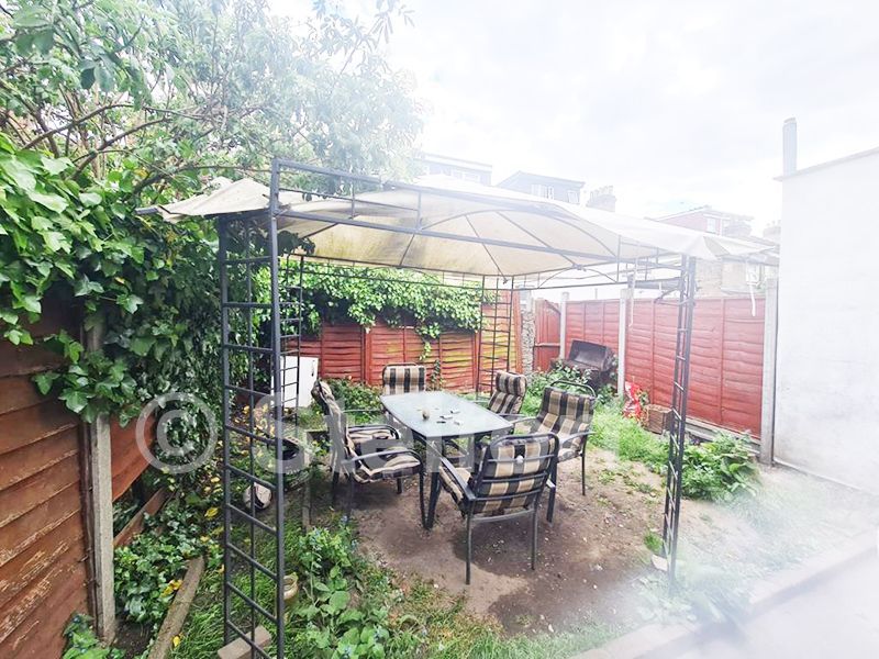 Property photo 3 of 12