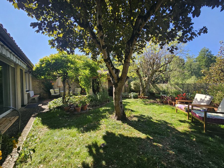 Property photo 2 of 26