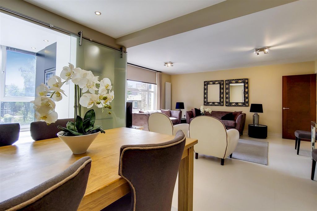 Property photo 1 of 13 2_Dining Room-2.Jpg