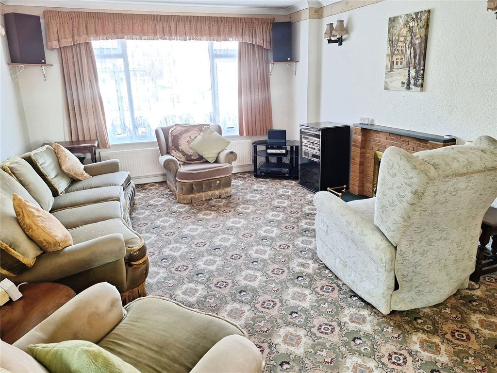 Property photo 2 of 14 Picture No. 04