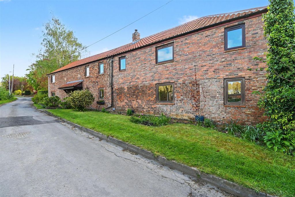 Additional image 52 of 5 bed detached house for saleNew Road, Worlaby, Brigg DN20