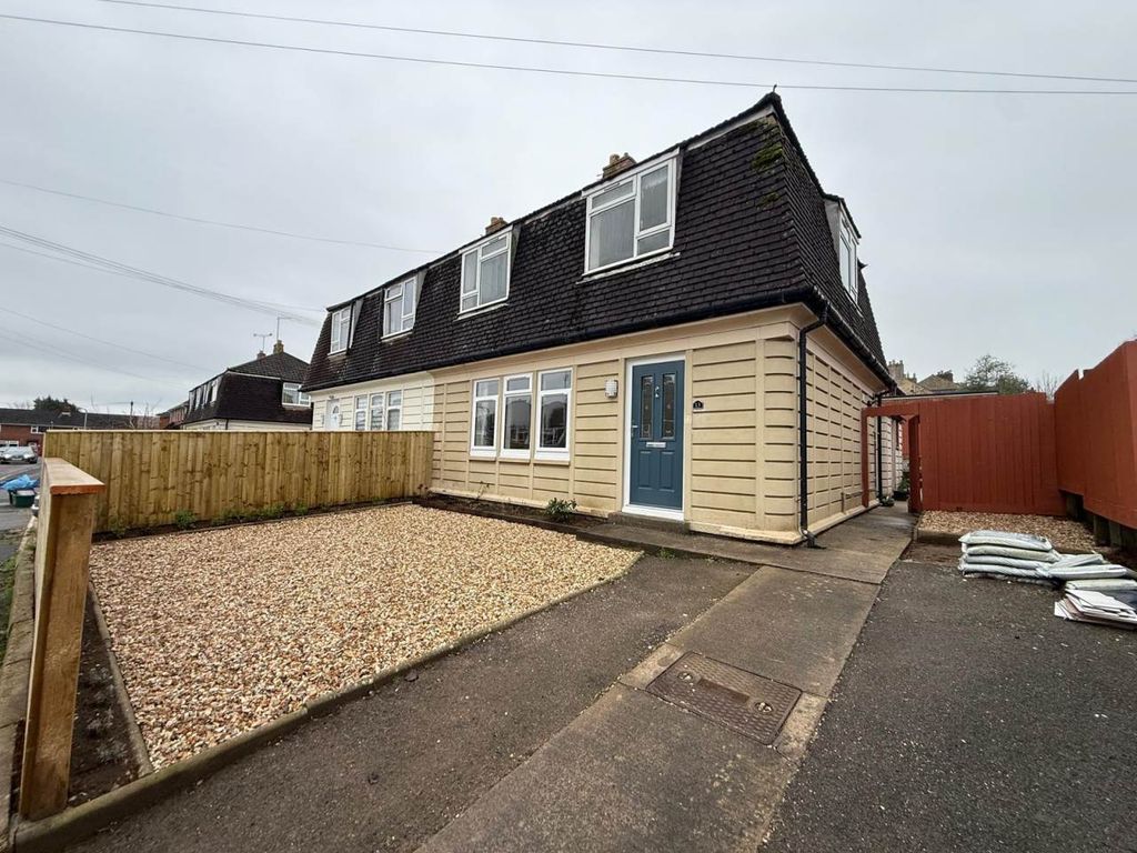 Property photo 2 of 16 External