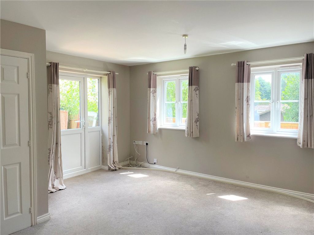 Property photo 2 of 6 Picture No. 02