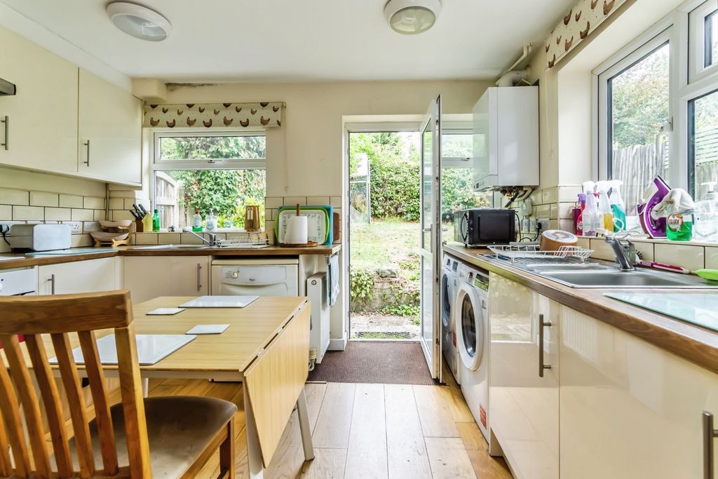 Property photo 3 of 17 Pbox-Img.Jpg
