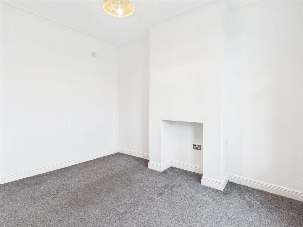 Property photo 2 of 13 Picture No. 02