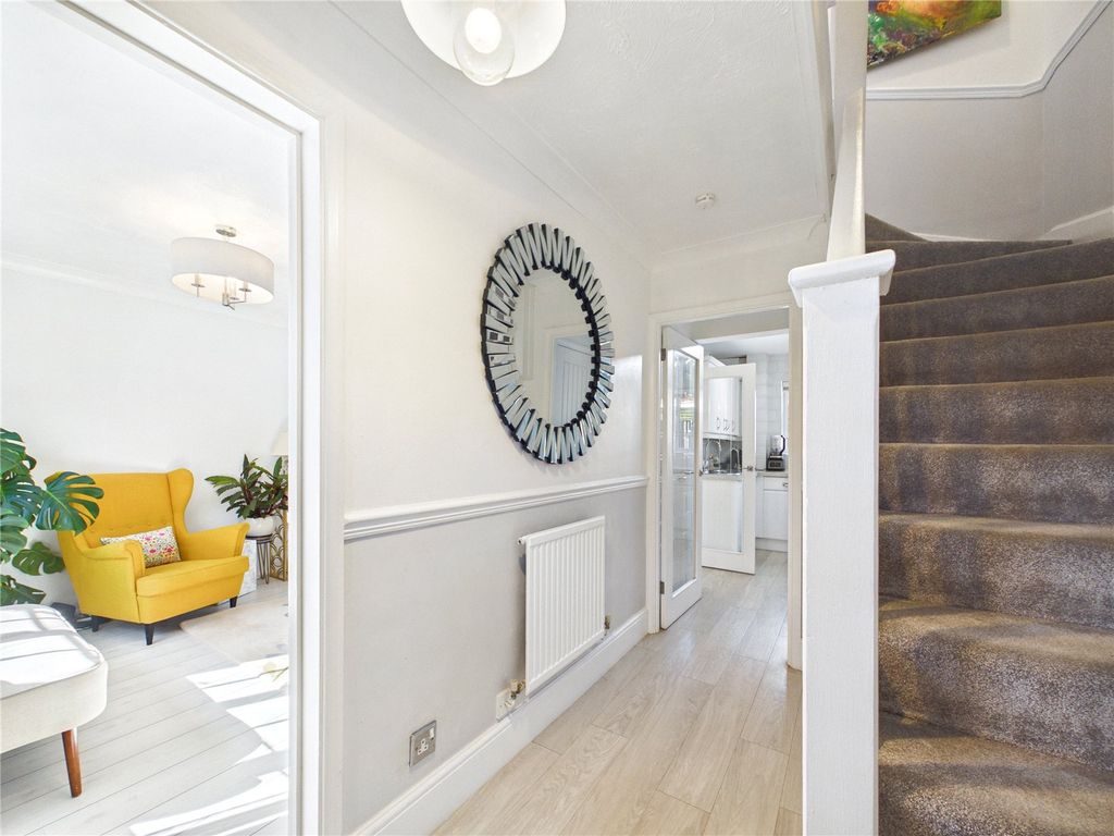 Property photo 3 of 18 Picture No. 02